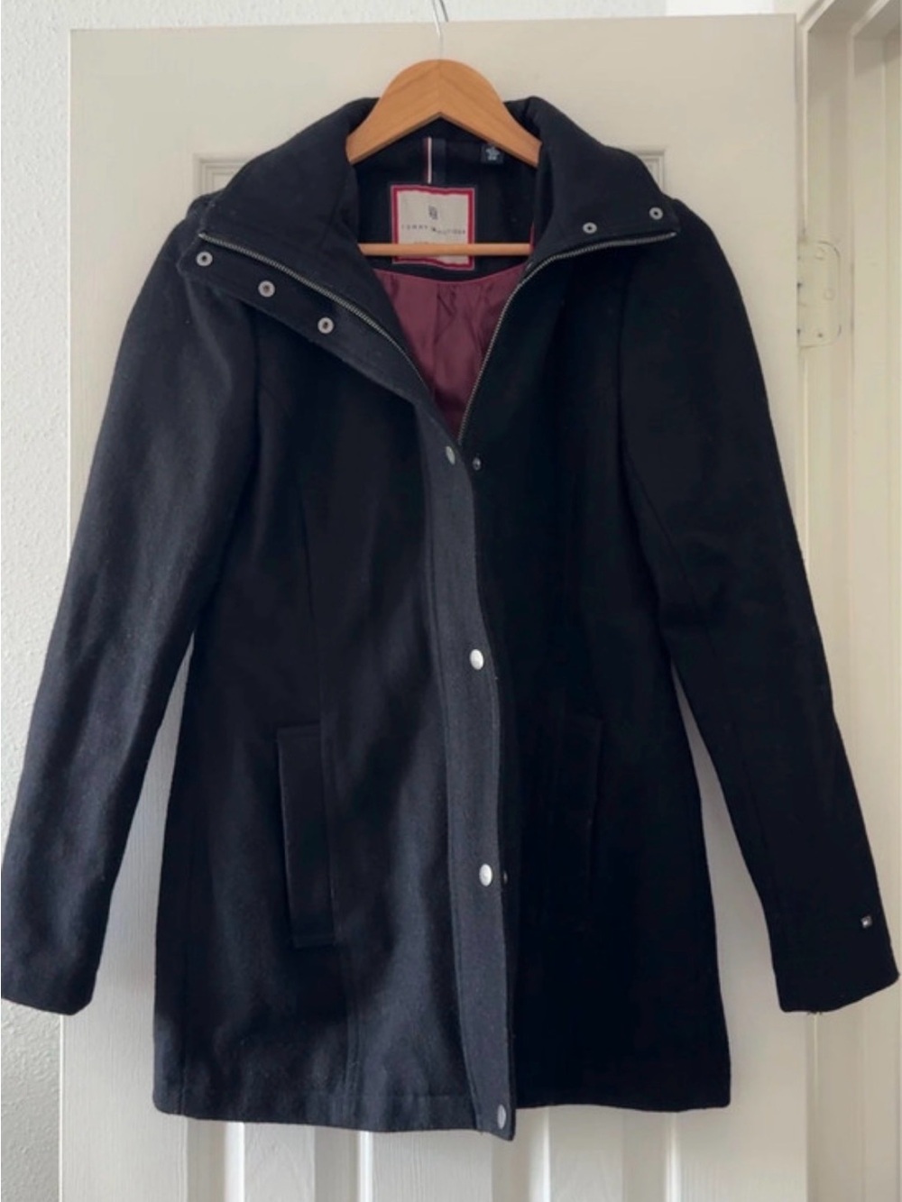 Tommy Hilfiger Black Women's Trench Coat with Burgundy Lining